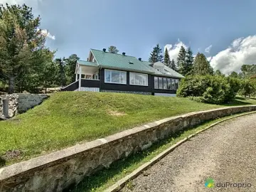Multi Family with x Bedrooms, x Bathrooms