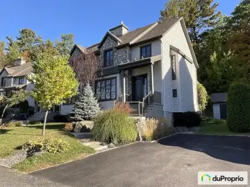 Semi Detached with x Bedrooms, x Bathrooms