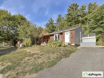 Detached House with x Bedrooms, x Bathroom