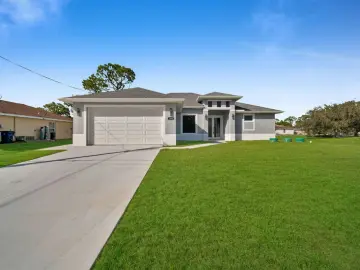 Detached House with xxxx sqft, x Bedrooms, x Bathroom