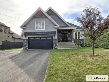 Detached House with 5 Bedrooms, 3 Bathrooms