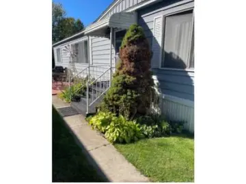 Detached House with xxxx sqft, x Bedrooms, x Bathroom