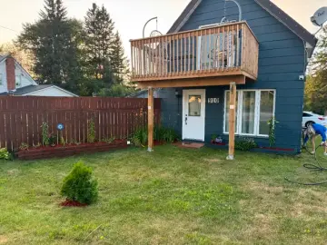 Detached House with 1050 sqft, 3 Bedrooms, 1 Bathroom