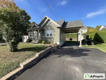 Detached House with 3 Bedrooms, 2 Bathrooms