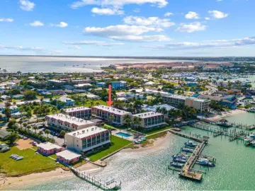 Semi Detached with 1100 sqft, 2 Bedrooms, 2 Bathrooms