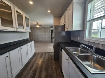 Land with **** sqft