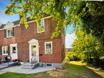 Semi Detached with * Bedrooms, * Bathroom