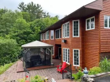 Detached House with **** sqft, * Bedrooms, * Bathroom