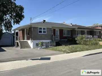 Semi Detached with 2 Bedrooms, 2 Bathrooms