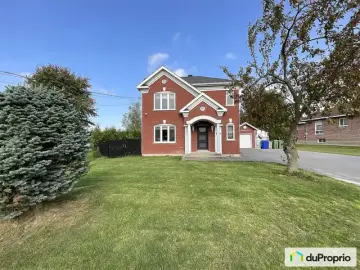 Land with 5 Bedrooms, 4 Bathrooms