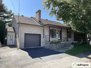 Detached House with 5 Bedrooms, 2 Bathrooms