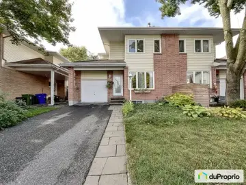 Semi Detached with 3 Bedrooms, 2 Bathrooms