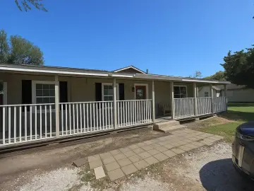 Land with 2096 sqft, 4 Bedrooms, 2 Bathrooms