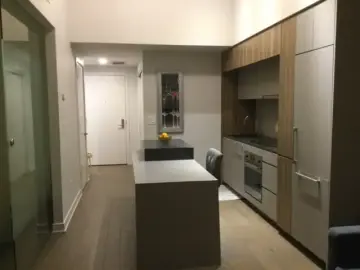 Condominium with xxx sqft, x Bedroom, x Bathroom