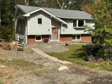Detached House with **** sqft, * Bedrooms, * Bathroom