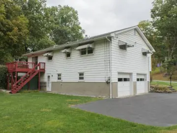 Detached House with **** sqft, * Bedrooms, ** Bathroo