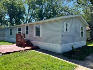 Detached House with 1248 sqft, 3 Bedrooms, 2 Bathroom