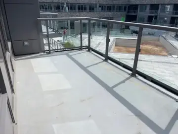 Condominium with xxxx sqft, x Bedrooms, x Bathrooms