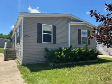 Detached House with 1344 sqft, 3 Bedrooms, 2 Bathroom