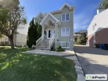 Multi Family with x Bedrooms, x Bathroom