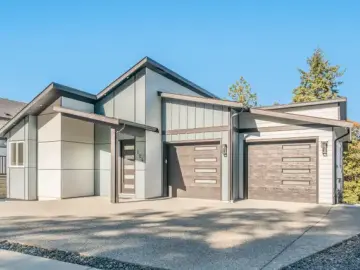 Multi Family with xxxx sqft, x Bedrooms, x Bathrooms