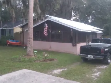 Detached House with 1500 sqft, 2 Bedrooms, 2 Bathroom