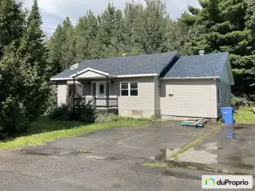 Detached House with 3 Bedrooms, 2 Bathrooms