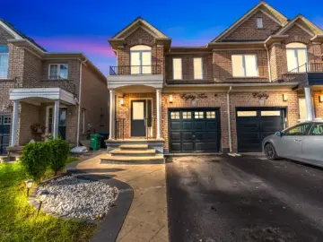 Land with 1438 sqft, 3 Bedrooms, 2 Bathrooms