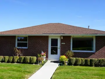 Detached House with xxxx sqft, x Bedrooms, x Bathroom