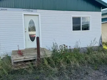 Detached House with 3 Bedrooms, 2 Bathrooms