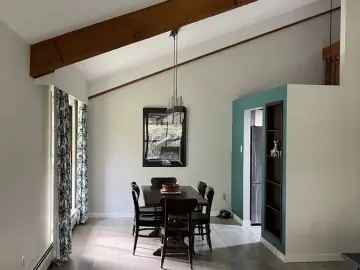 Land with 1372 sqft, 3 Bedrooms, 15 Bathrooms