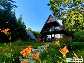 Cottage with 2 Bedrooms, 1 Bathroom