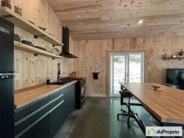 Detached House with 1 Bedroom, 1 Bathroom