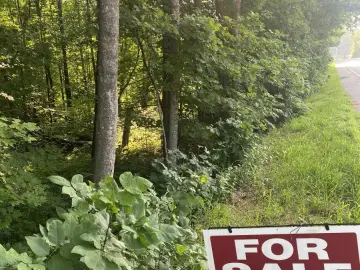 Detached House with **** sqft, * Bedrooms, * Bathroom