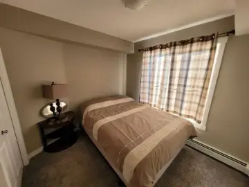 Condominium with x Bedrooms, x Bathrooms