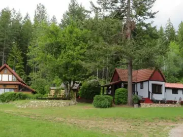 Detached House with 1 Bedroom, 1 Bathroom