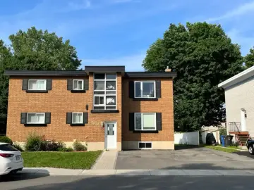 Multi Family with x Bedrooms, x Bathrooms