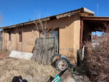 Detached House with *** sqft, * Bedrooms, * Bathroom