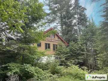 Detached House with x Bedrooms, x Bathroom