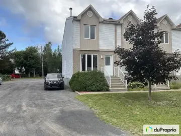 Condominium with 3 Bedrooms, 1 Bathroom