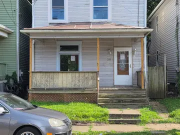 Detached House with xxxx sqft, x Bedrooms, x Bathroom