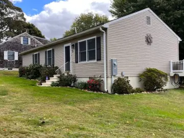 Detached House with **** sqft, * Bedrooms, * Bathroom