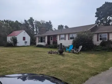 Detached House with * Bedrooms, * Bathroom