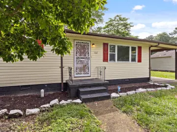 Detached House with x Bedrooms, x Bathroom