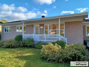 Detached House with * Bedrooms, * Bathrooms