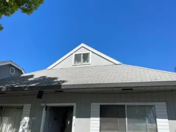 Land with 2526 sqft, 6 Bedrooms, 35 Bathrooms