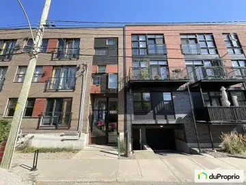 Condominium with 1 Bedroom, 1 Bathroom