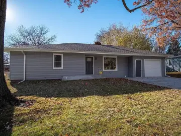 Detached House with **** sqft, * Bedrooms, * Bathroom