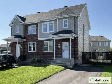 Semi Detached with 5 Bedrooms, 1 Bathroom