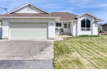 Land with 1236 sqft, 2 Bedrooms, 2 Bathrooms